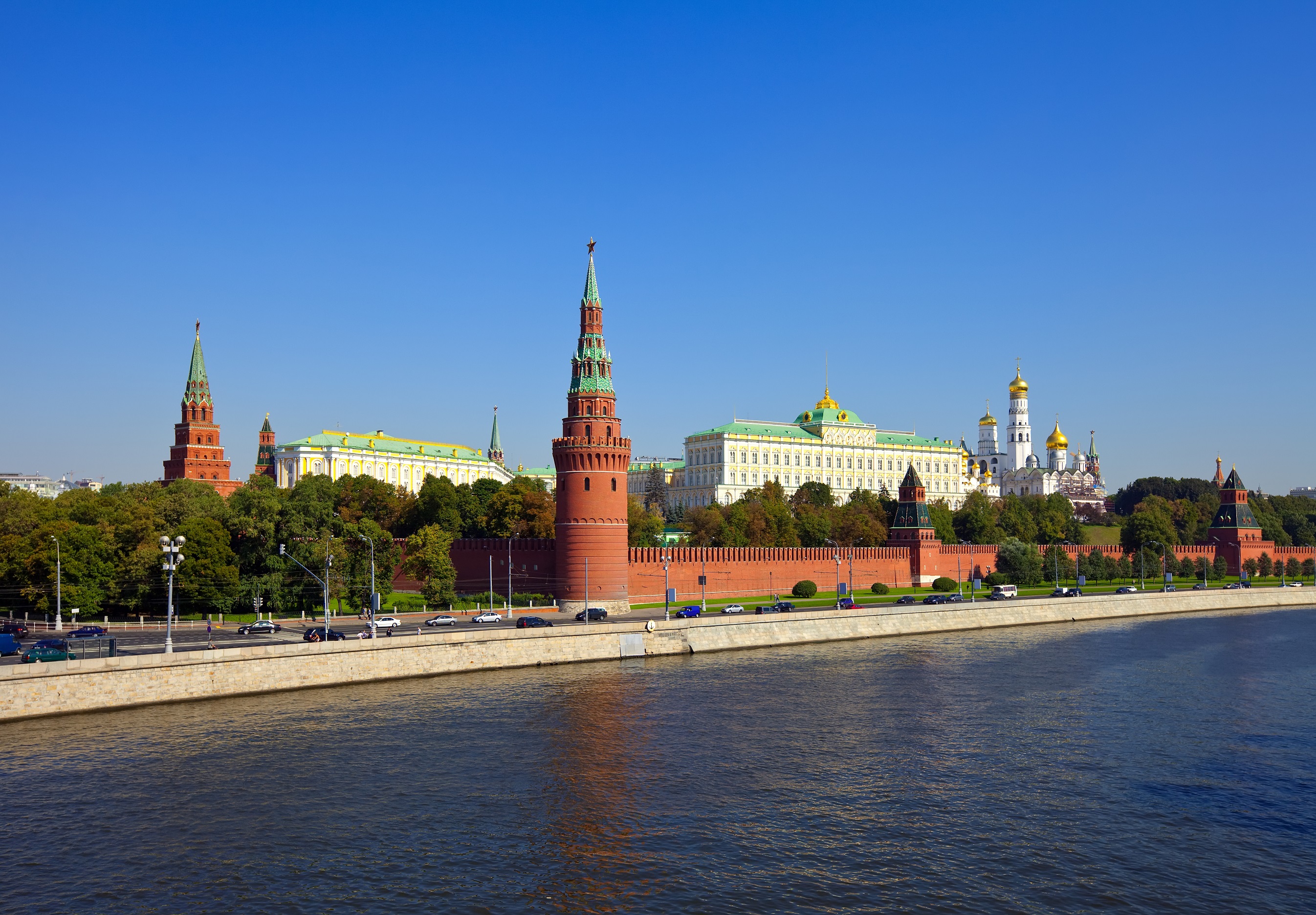 Группа СВЭЛ изготовила трансформаторы для Московского Кремля